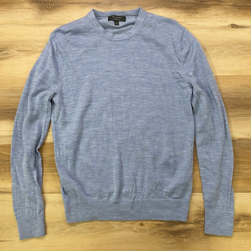 Banana Republic Sweater Small Merino Wool Crewneck Pullover Blue Light Knit